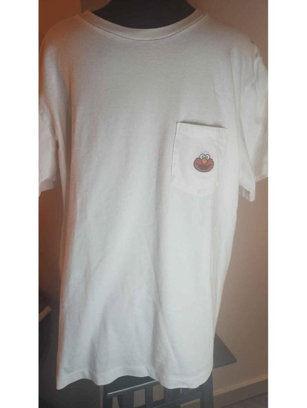 KAWS SESAME STREET COLLABORATION ELMO+UNIQLO Mens XL